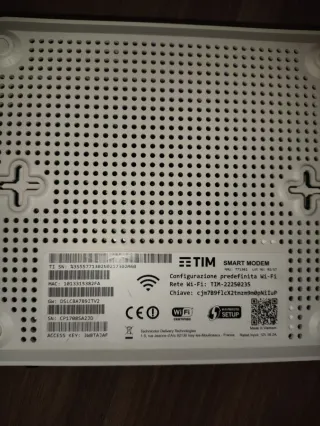 Modem ADSL con accessori