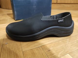 Zapato Dian Cuero Negro Velcro talla 36