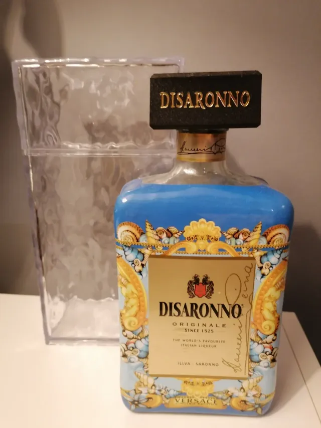 Bottiglia Disaronno Versace da collezione