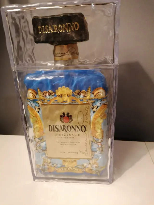 Bottiglia Disaronno Versace da collezione