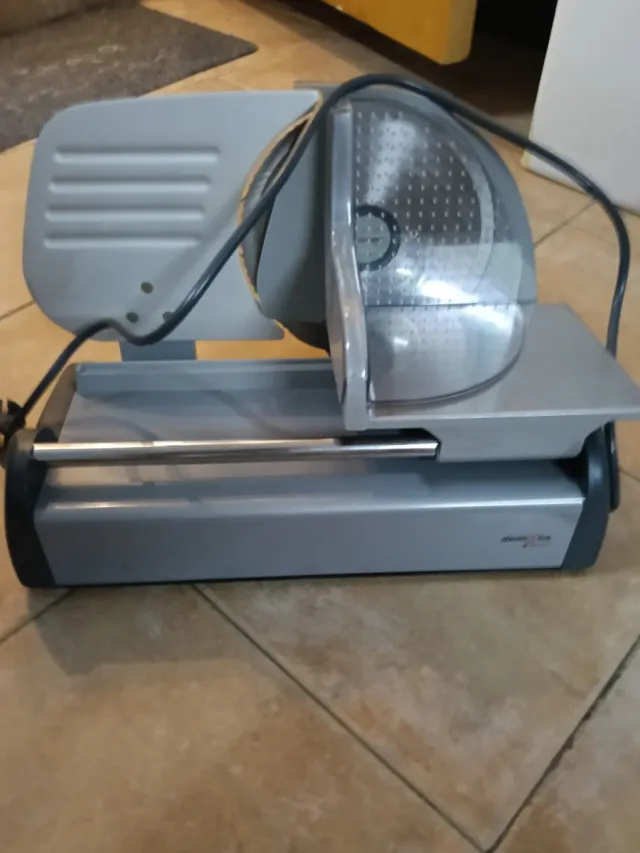 Cortafiambres Eléctrico