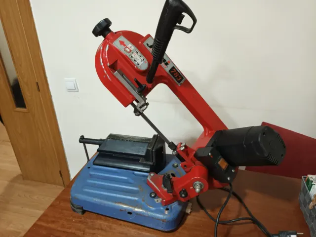 Sierra de cinta Femi 783 - 950W hoja 1335x13x0,65.