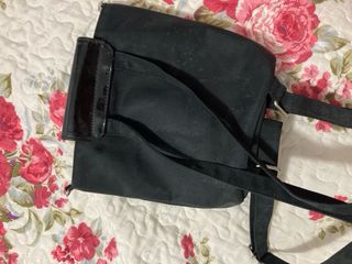 Zainetto nero con tasca zip