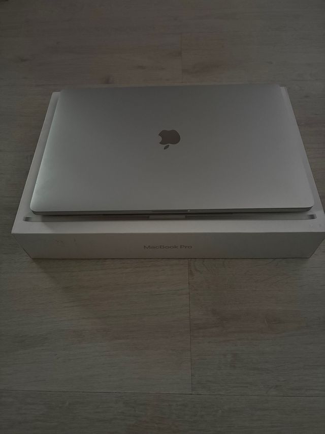 MacBook Pro 16” 2019
