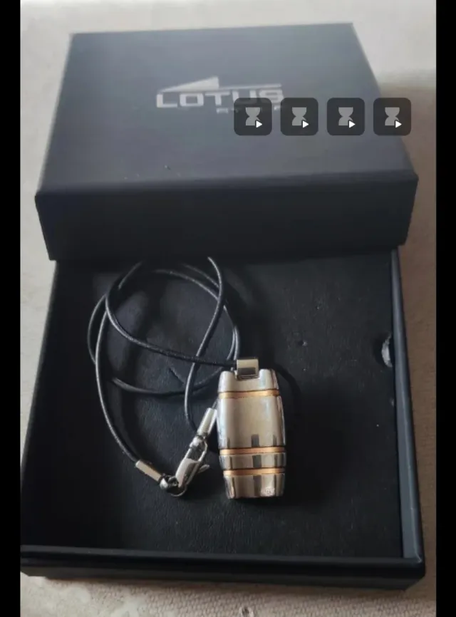 Colgante Lotus Plata y Oro