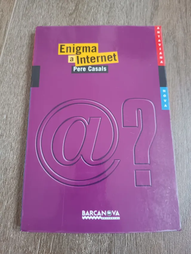 Enigma a Internet (Catalan Edition)