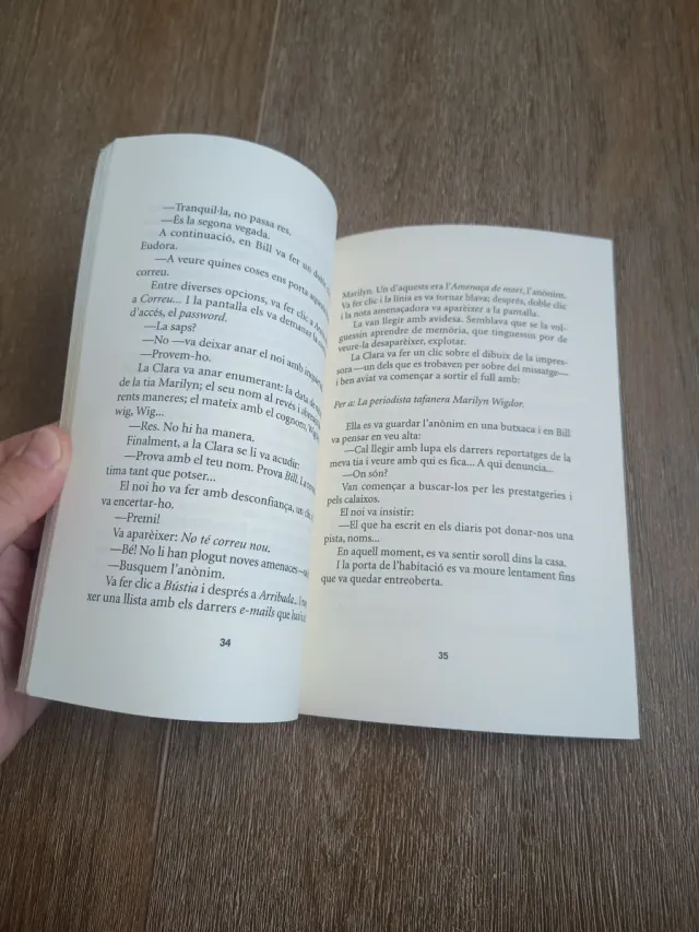 Enigma a Internet (Catalan Edition)