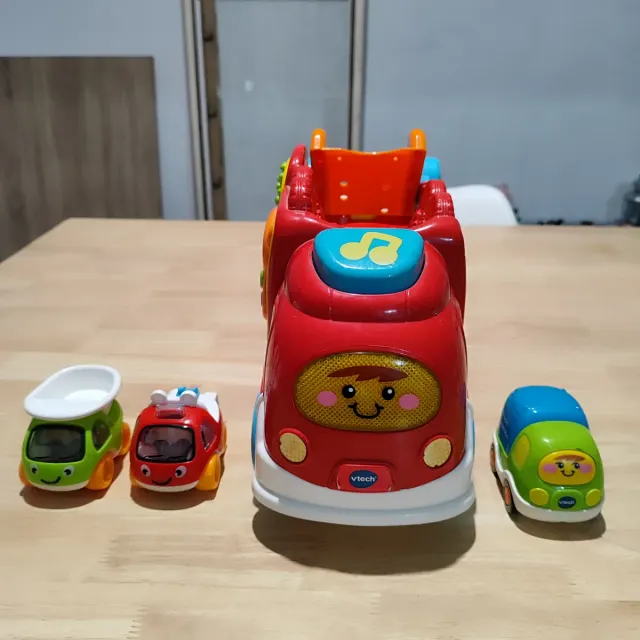 Grúa de coches VTech