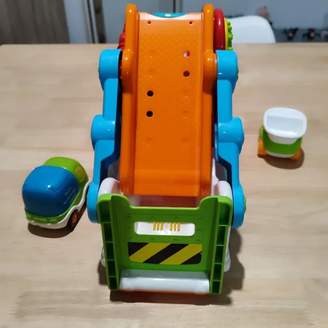 Grúa de coches VTech