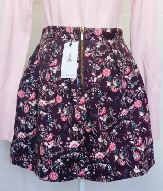 Falda corta Stradivarius floral