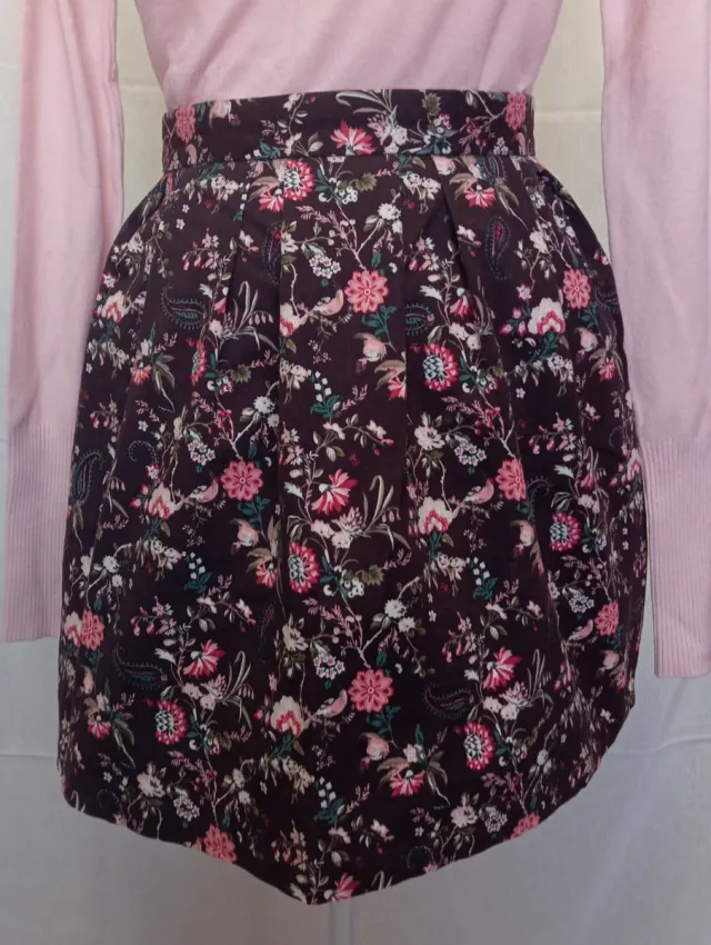 Falda corta Stradivarius floral