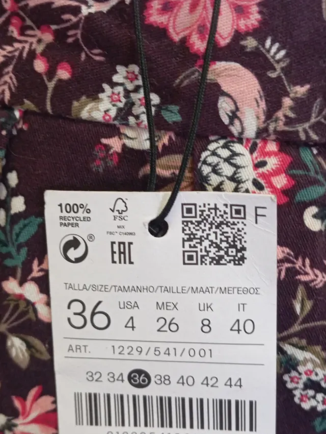 Falda corta Stradivarius floral