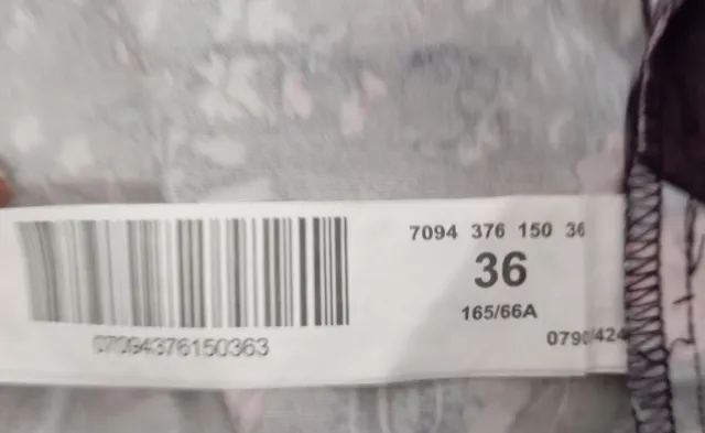 Falda corta Stradivarius floral