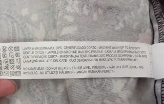 Falda corta Stradivarius floral