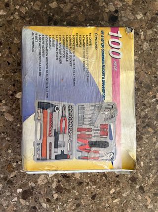 Caja de herramientas 100 piezas