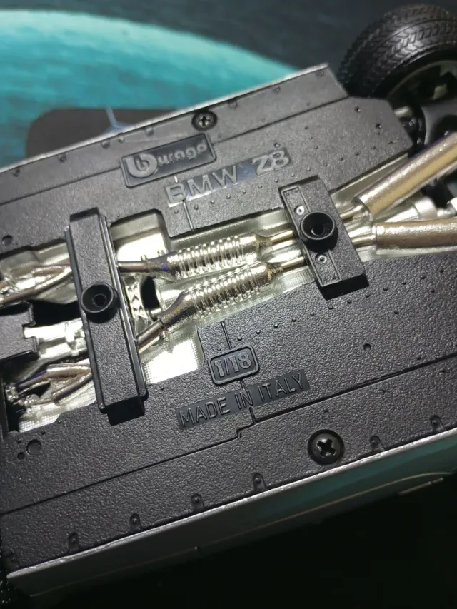 Coche miniatura BMW Z8 Coupé Cabrio 1/18