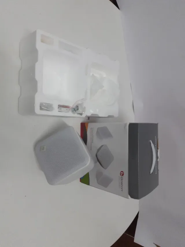 Altavoz Boston SoundWare Blanco