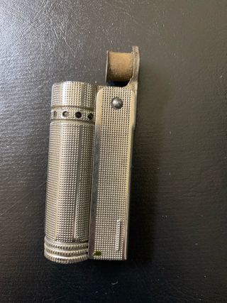 Accendino vintage a benzina bianca anni 60