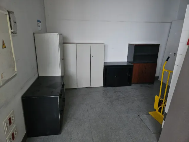 Mobiliario oficina/lonja/choco