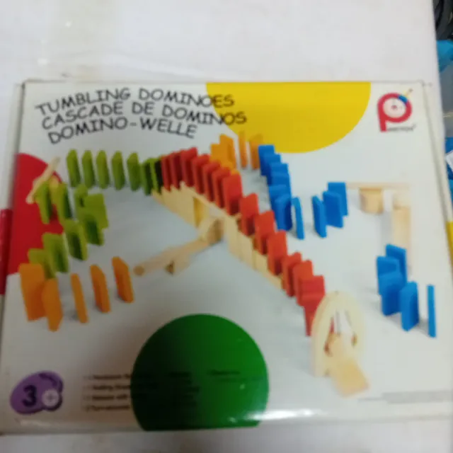 Juego de dominó Tumbling Dominoes