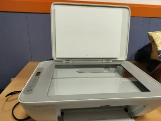 Impresora HP Gris y Blanca