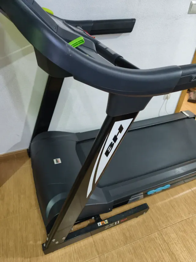 Cinta de correr BH Fitness