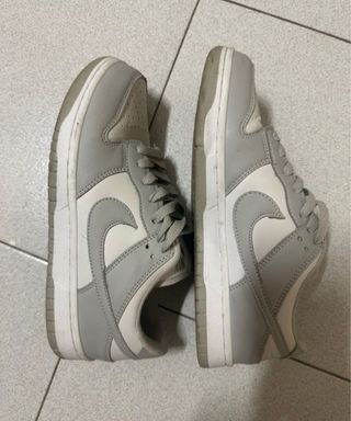 Nike Dunk Low Gris y Blanco Talla 42