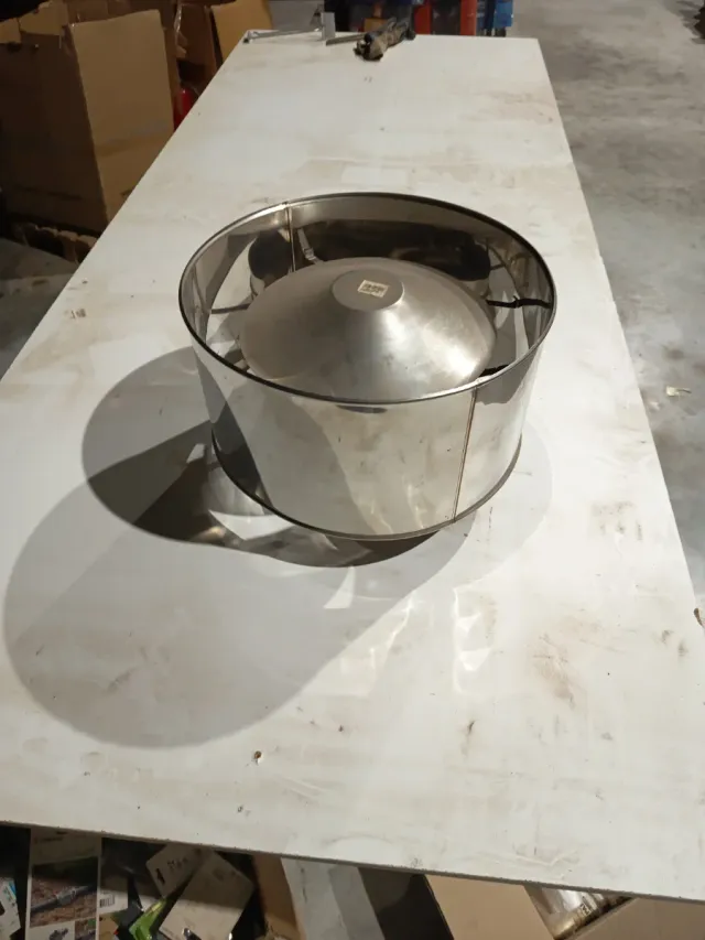 Sombrerete para chimenea de metal