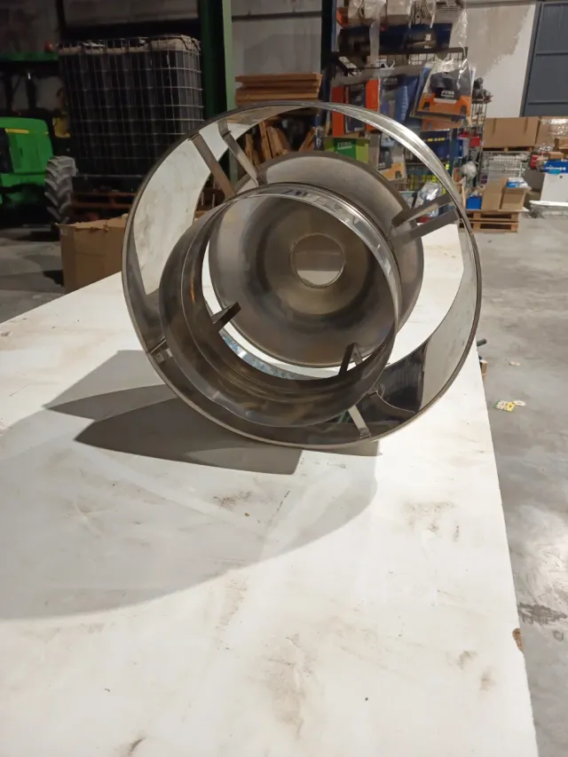 Sombrerete para chimenea de metal