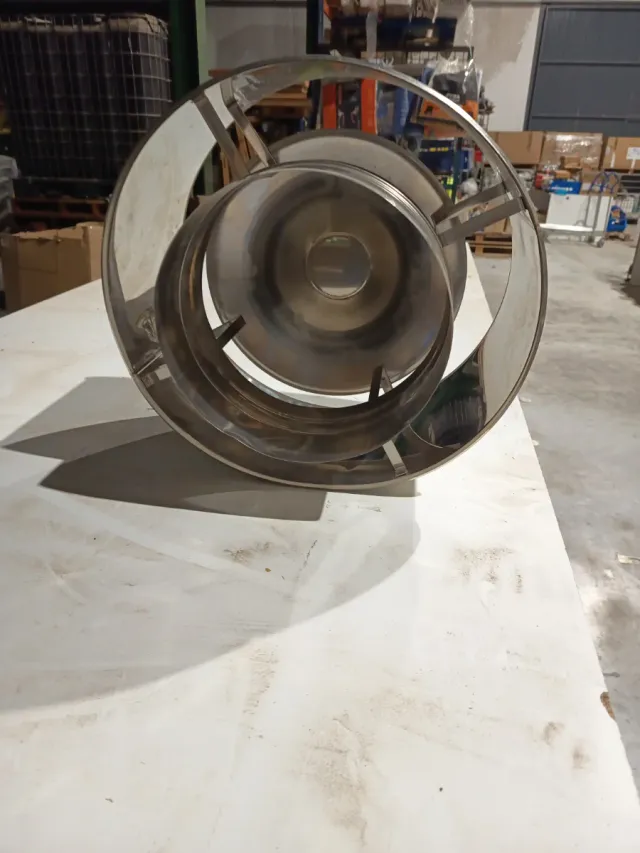 Sombrerete para chimenea de metal