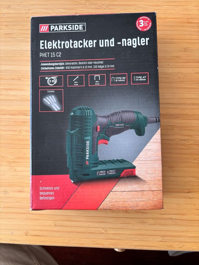 Grapadora y clavadora Parkside PHET 15 C2