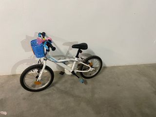 Bicicleta infantil B'TWIN blanca