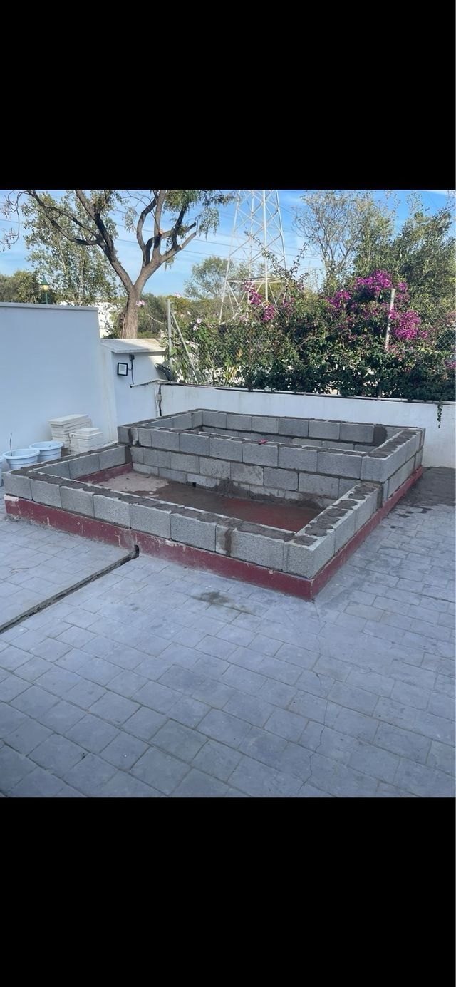 • Albañilería pintura y Reformas en general