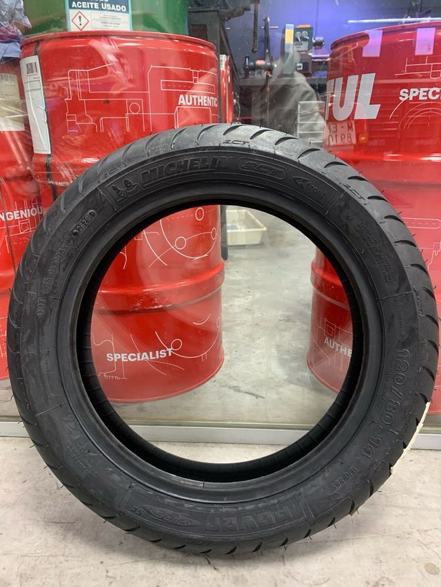 Neumático Michelin NUEVO.