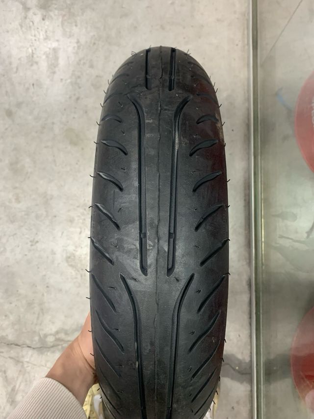 Neumático Michelin NUEVO.