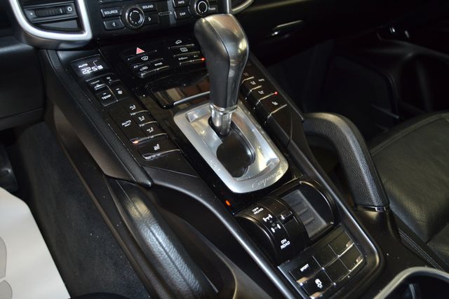 PORSCHE Cayenne Diesel 3.0 V6 262CV