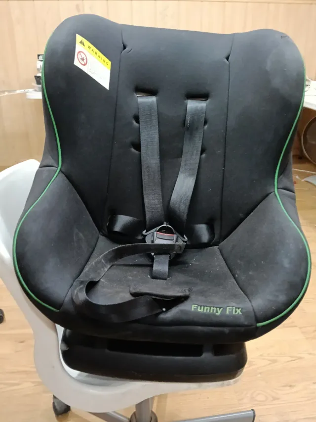 Silla de coche Funny Fix negra