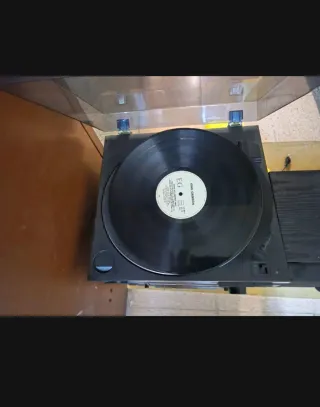 Equipo de Sonido AIWA CX-Z87M Completo