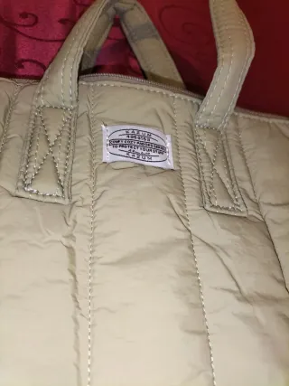 Bolso acolchado camel