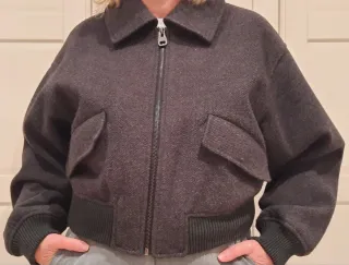 Chaqueta bomber Pull&Bear gris