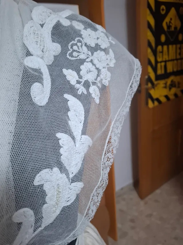 Manteletas Falleras Blancas