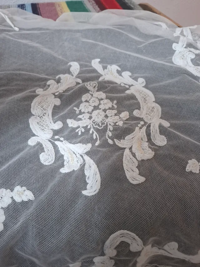 Manteletas Falleras Blancas