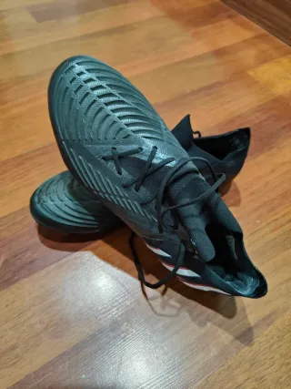 Botas de fútbol Adidas Predator