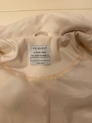 Chaleco acolchado blanco niña