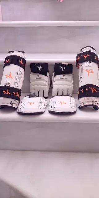 Dogo Taekwondo - Protecciones y Casco