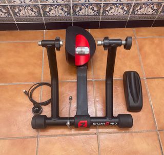 Rodillo de entrenamiento Smart Z Pro Cycle Bkool