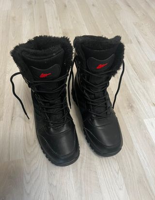 Botas de Nieve Negras con Forro Interior