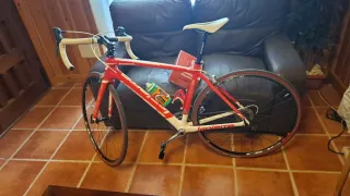 Bicicleta Lapierre Roja y Blanca