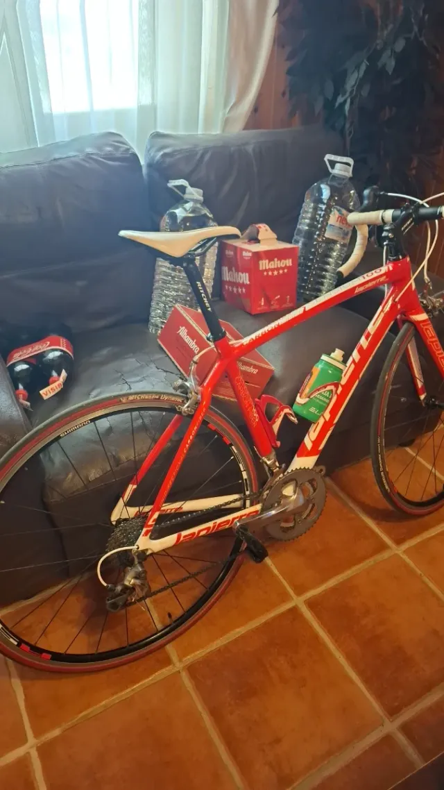 Bicicleta Lapierre Roja y Blanca
