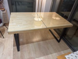 Mesa extensible madera y cristal patas metal